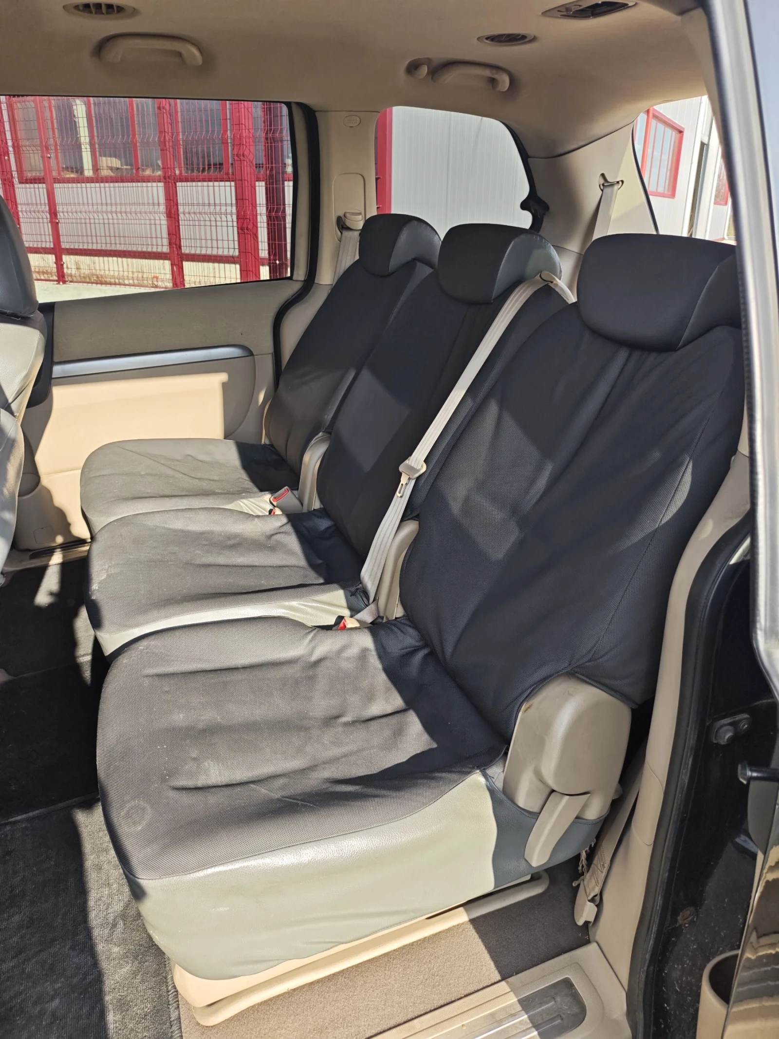 Kia Carnival 2.9 CRDI EX Първи Собственик  - изображение 4