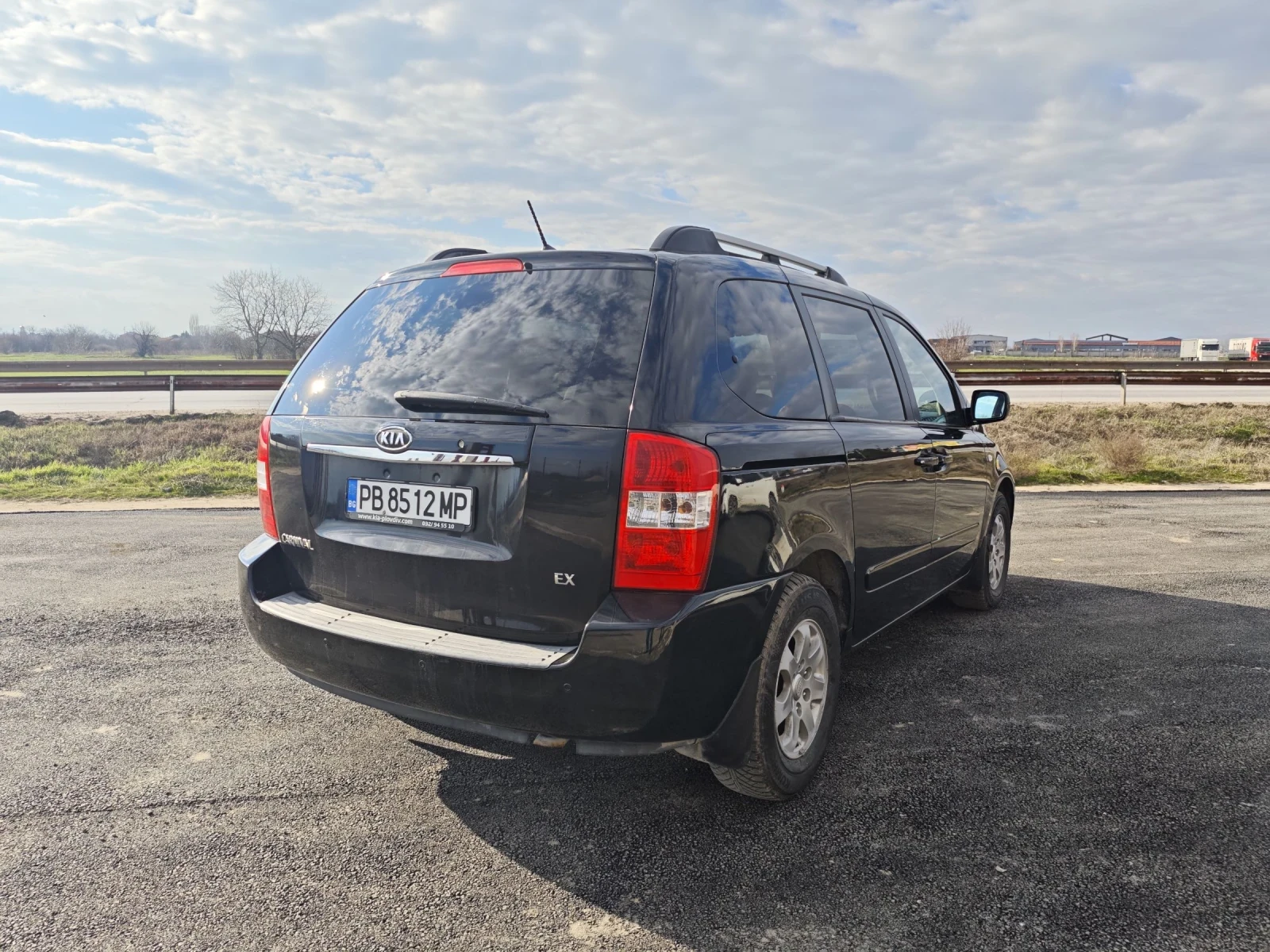 Kia Carnival 2.9 CRDI EX Първи Собственик  - изображение 8