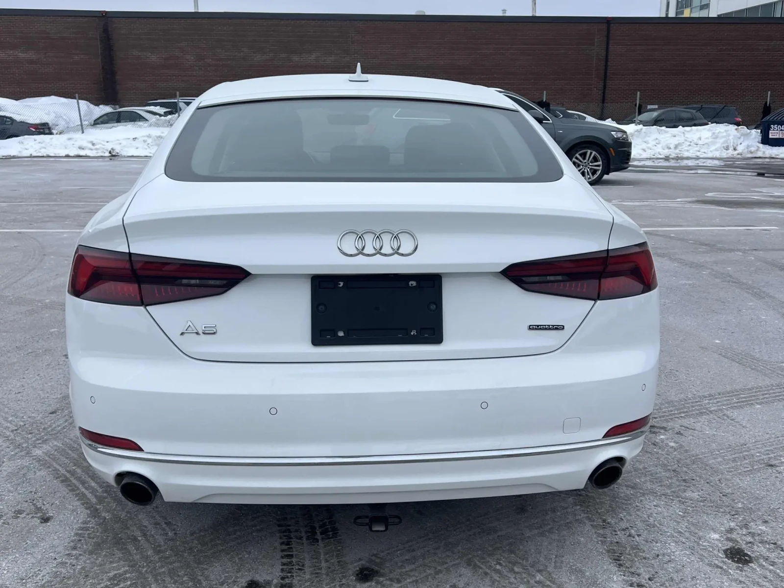 Audi A5 2.0L TFSI QUATTRO PREMIUM, снимка 2 - Автомобили и джипове - 53996639