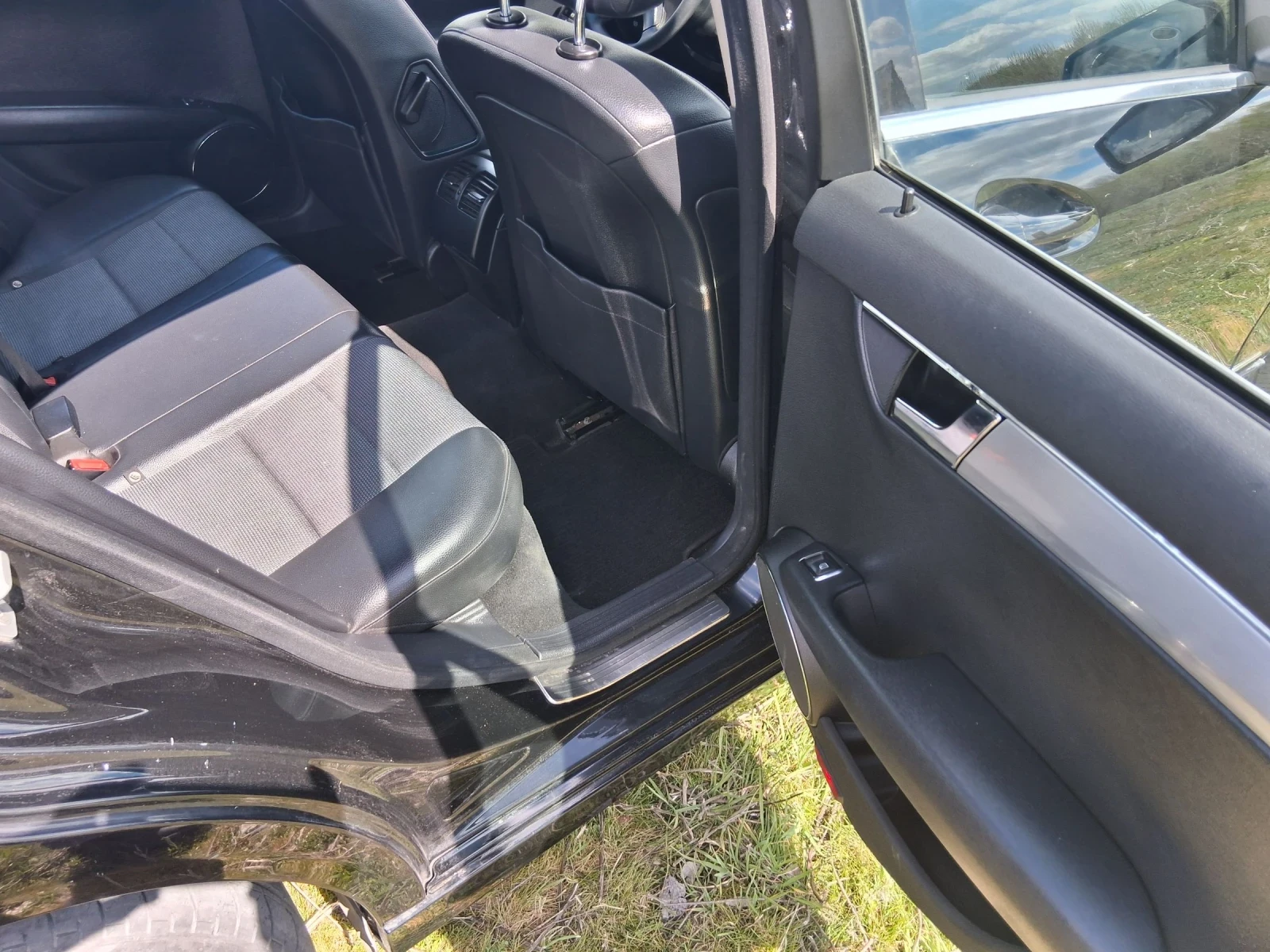 Mercedes-Benz C 220 C.b.i 220.om.646.Avantgarde, снимка 9 - Автомобили и джипове - 54195191