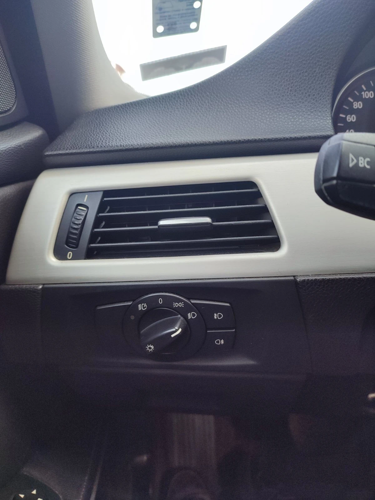 BMW 325 Xi, снимка 10 - Автомобили и джипове - 54237383