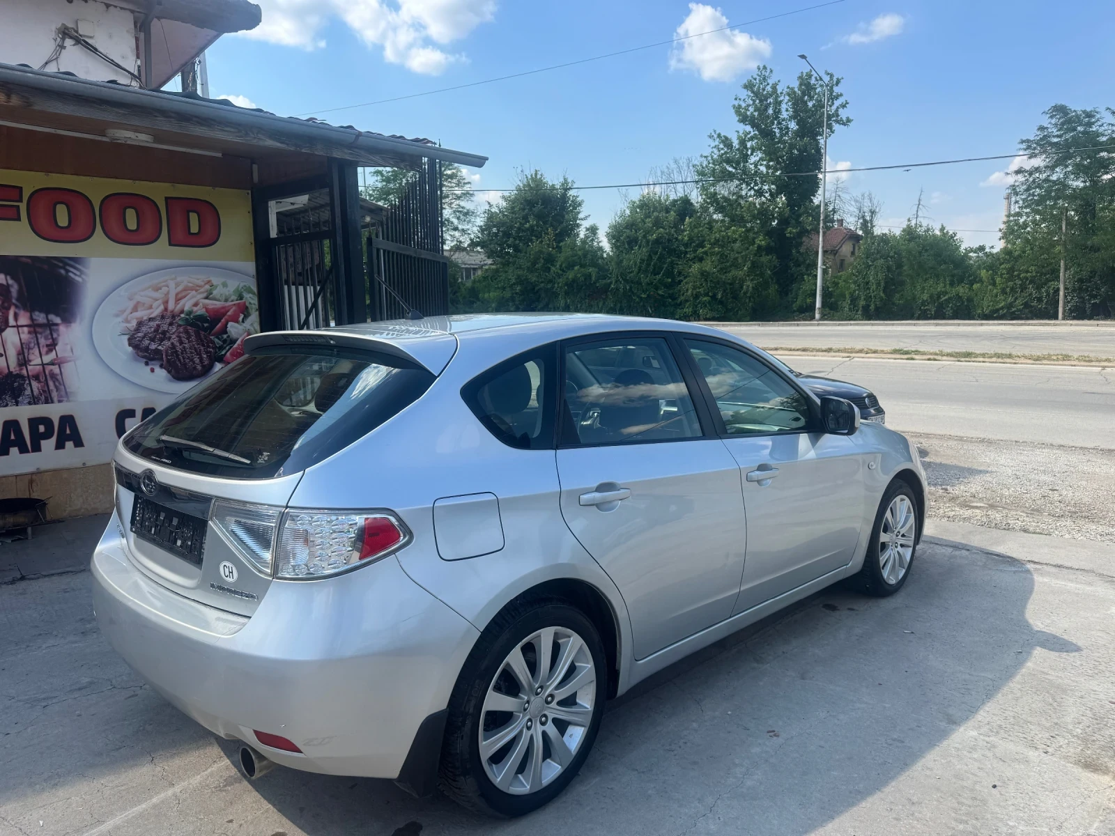 Subaru Impreza 2.0 R Автомат 4х4 Швейцария ТОП, снимка 4 - Автомобили и джипове - 55071263