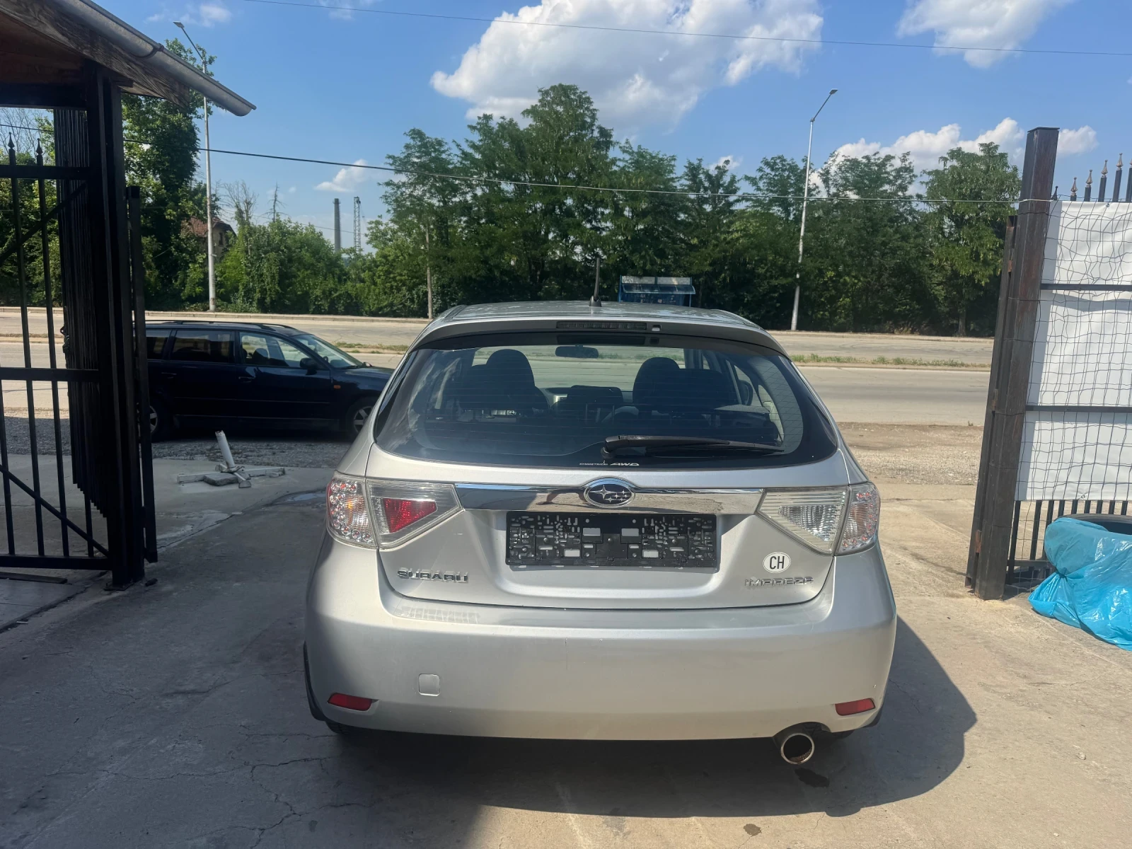 Subaru Impreza 2.0 R Автомат 4х4 Швейцария ТОП, снимка 5 - Автомобили и джипове - 55071263