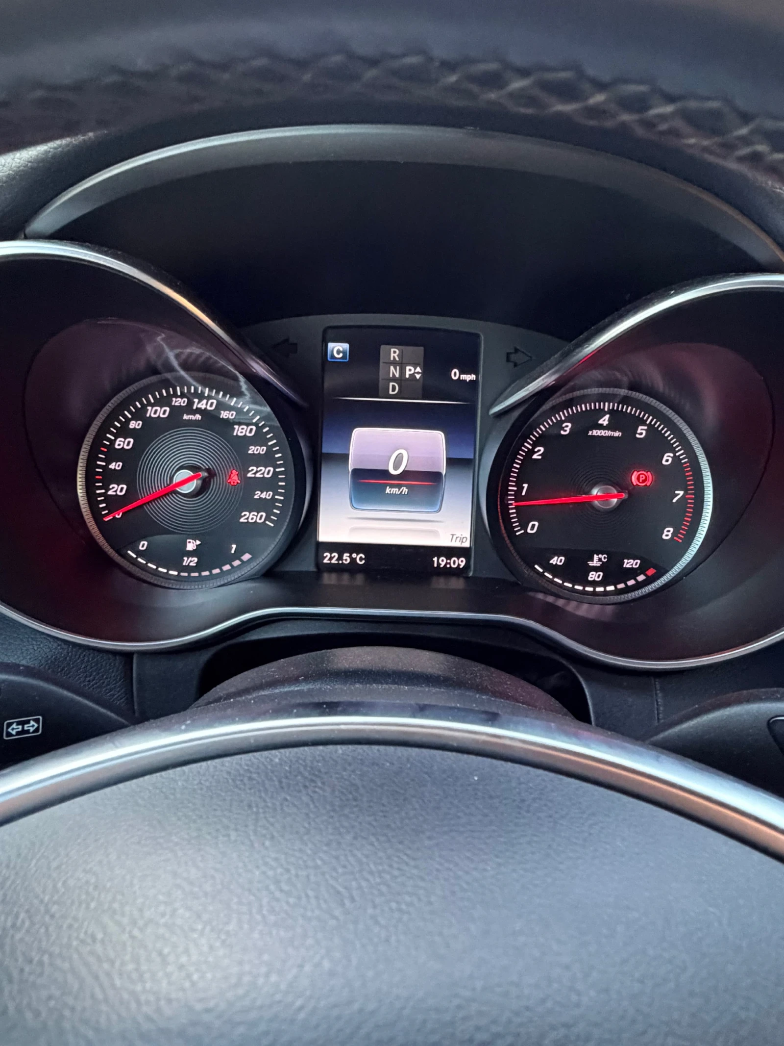 Mercedes-Benz C 300, снимка 12 - Автомобили и джипове - 56121217