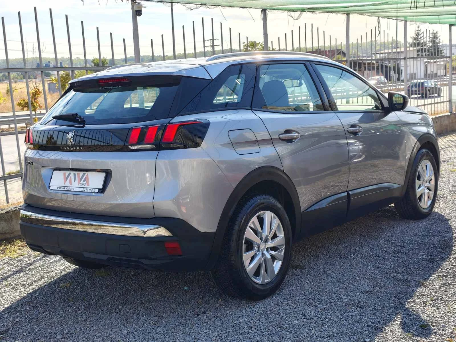 Peugeot 3008 1.6 HDI 120 k. c. Дистриник, Нави, сервизна истори, снимка 5 - Автомобили и джипове - 56126606