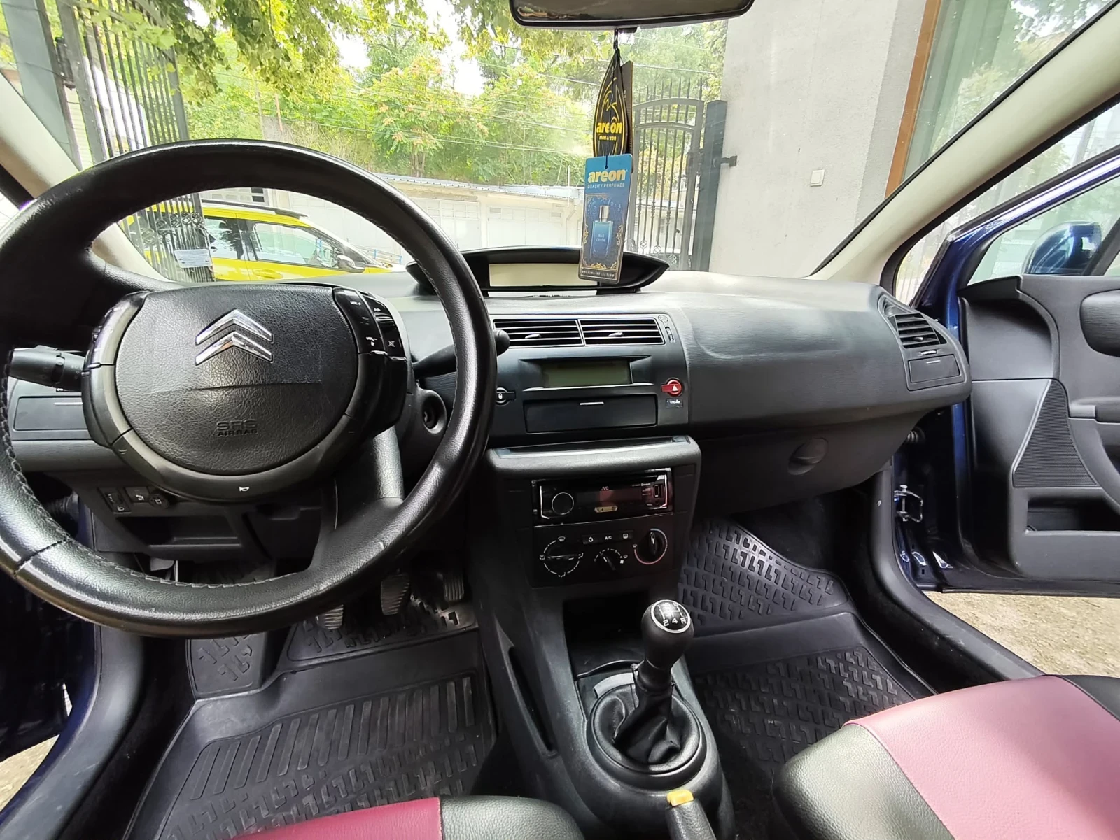 Citroen C4 1.4, снимка 7 - Автомобили и джипове - 56625048