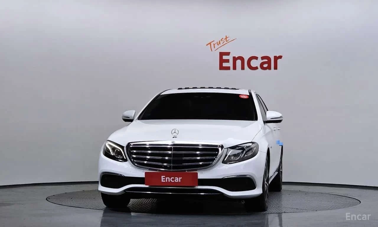 Mercedes-Benz E 300 * E300e 4MATIC Exclusive * , снимка 3 - Автомобили и джипове - 56735401