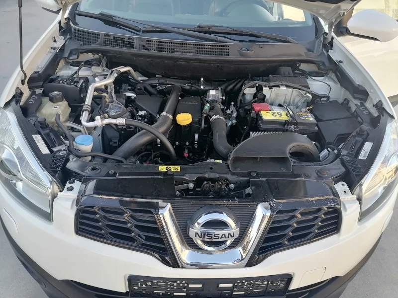 Nissan Qashqai * КОЖА * НАВИГАЦИЯ* ПАНОРАМА * , снимка 17 - Автомобили и джипове - 47588522