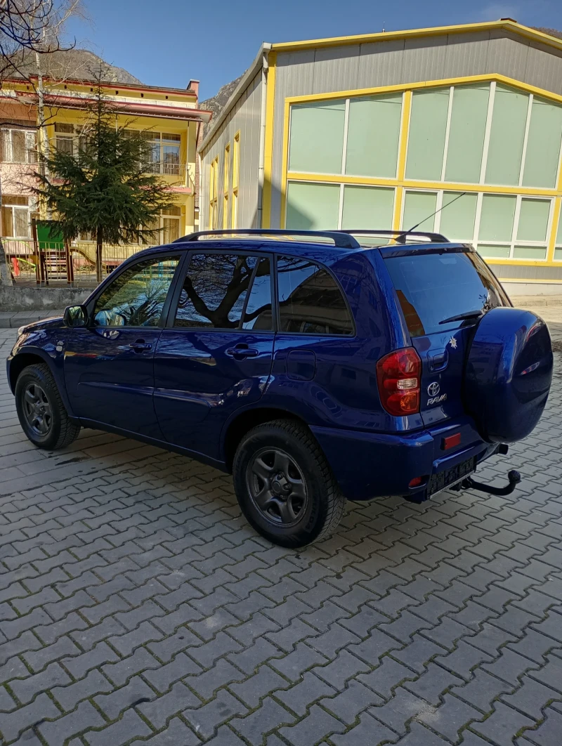 Toyota Rav4 2.0 D-4D FACE 4x4 Клима Теглич, снимка 6 - Автомобили и джипове - 49389713