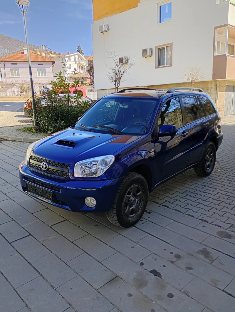 Toyota Rav4 2.0 D-4D FACE 4x4 Клима Теглич, снимка 1 - Автомобили и джипове - 49389713