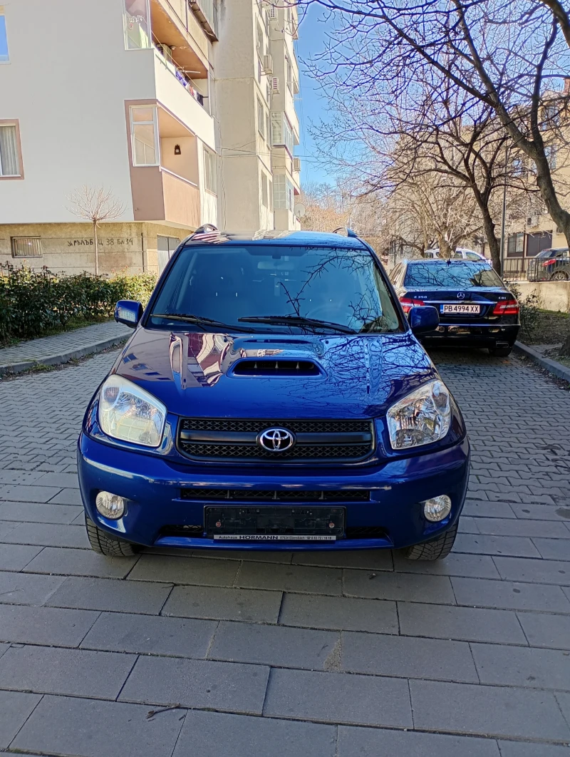 Toyota Rav4 2.0 D-4D FACE 4x4 Клима Теглич, снимка 2 - Автомобили и джипове - 49389713