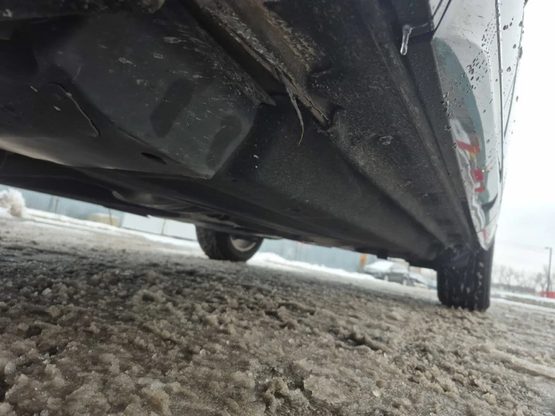 Audi Q5 * 2.0T Komfort * CARFAX * БЕЗ ПЪРВОНАЧАЛНА ВНОСКА, снимка 13 - Автомобили и джипове - 52735090