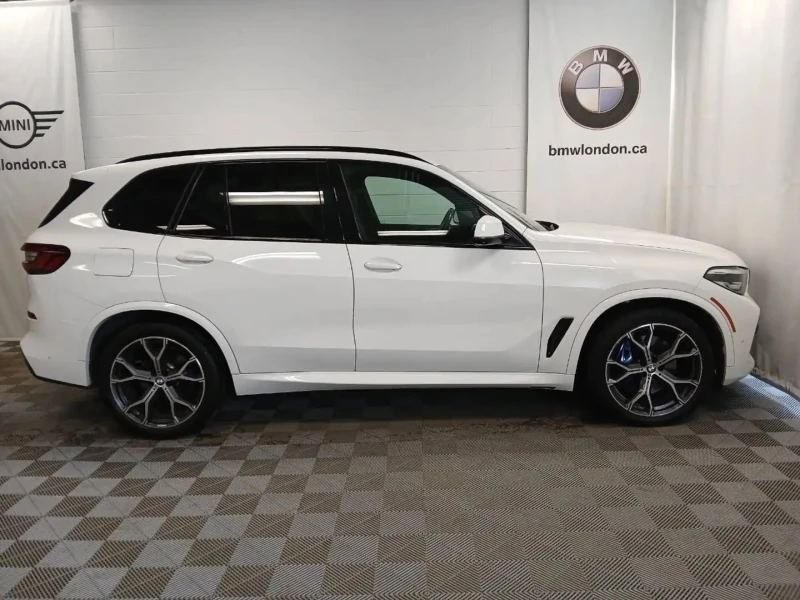 BMW X5 40i xDrive * CARFAX * ЦЕНА ДО БЪЛГАРИЯ* , снимка 3 - Автомобили и джипове - 52959933