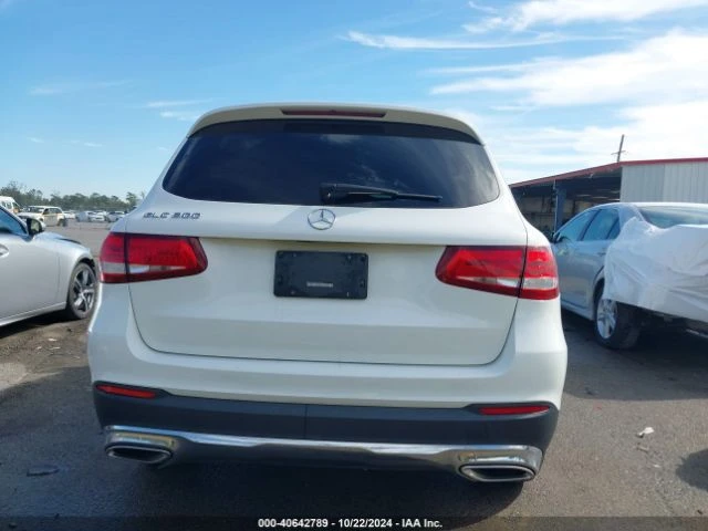 Mercedes-Benz GLC 300 AMG Line , ПАНОРАМА, снимка 14 - Автомобили и джипове - 48500649