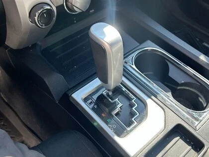 Toyota Tundra  4x4 Double Cab SR5 Plus TRD Offroad | Mobile.bg   13