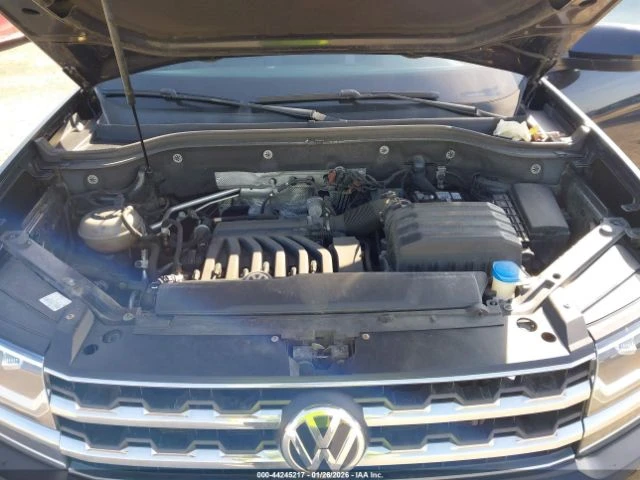 VW Atlas * 3.6* КОЖА* ПОДГРЕВ* КАМЕРА* , снимка 15 - Автомобили и джипове - 53952656