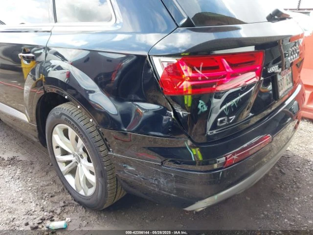 Audi Q7 * 3.0T* PREMIUM* КОЖА* ПОДГРЕВ* LED* NAVI* , снимка 6 - Автомобили и джипове - 54034051