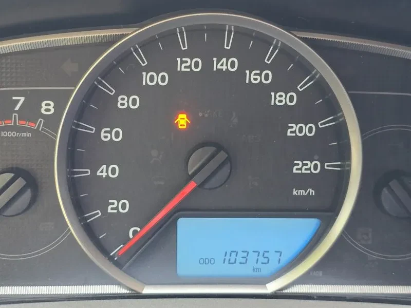 Toyota Rav4 2.5i 2WD - САМО 30% АВАНС, снимка 8 - Автомобили и джипове - 55889358