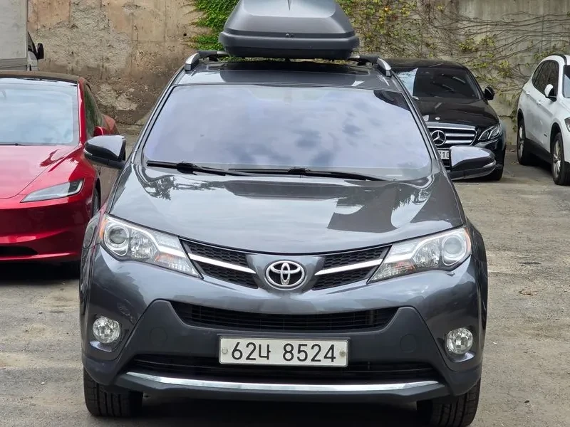 Toyota Rav4 2.5i 2WD - САМО 30% АВАНС, снимка 3 - Автомобили и джипове - 55889358