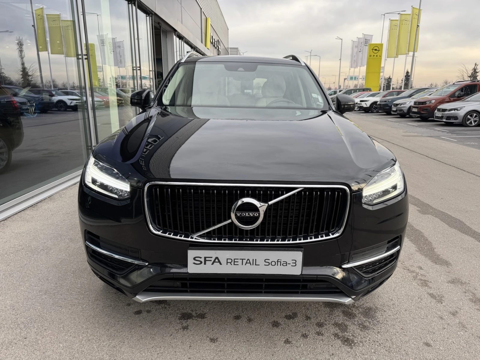 Volvo Xc90 D5 MOMENTUM 2.0D 235 AT - изображение 2