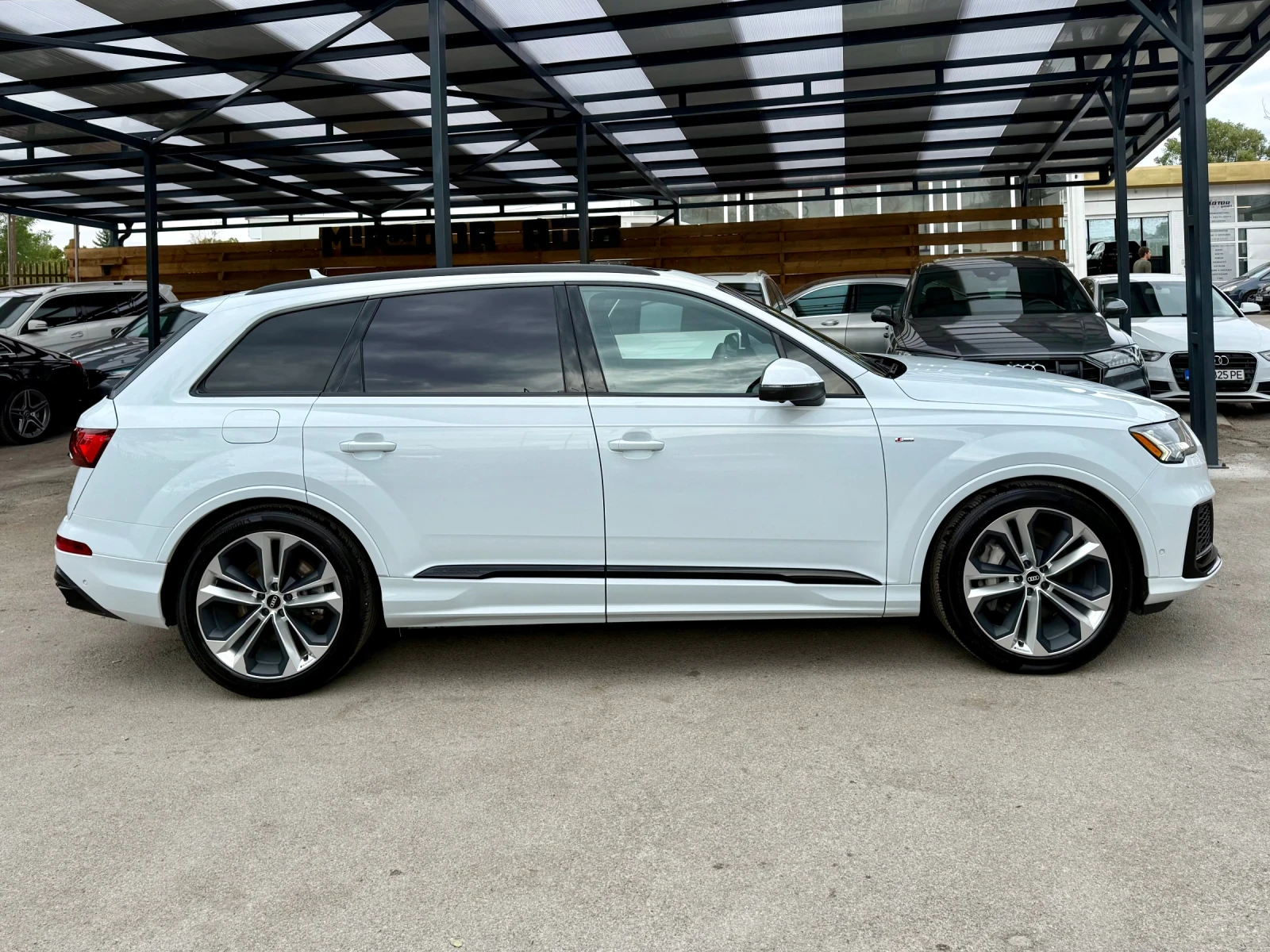 Audi Q7 55TFSI Technik S-line  - изображение 4