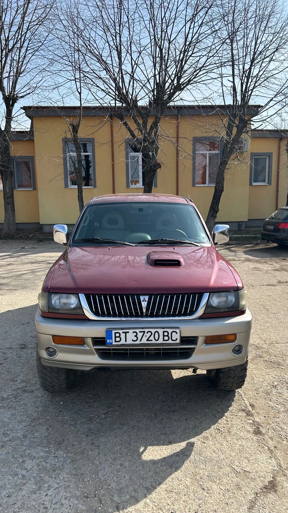 Mitsubishi Pajero sport 2.5, снимка 3 - Автомобили и джипове - 53939903
