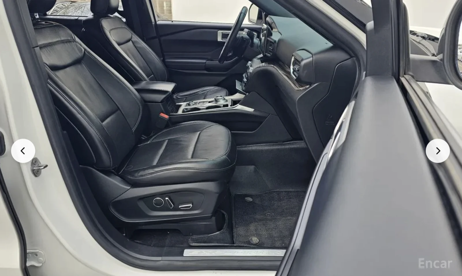 Ford Explorer 2.3* LIMITED* ПОДГРЕВ* ОБДУХВАНЕ* КАМЕРА* КЕЙЛЕС* , снимка 13 - Автомобили и джипове - 54150888