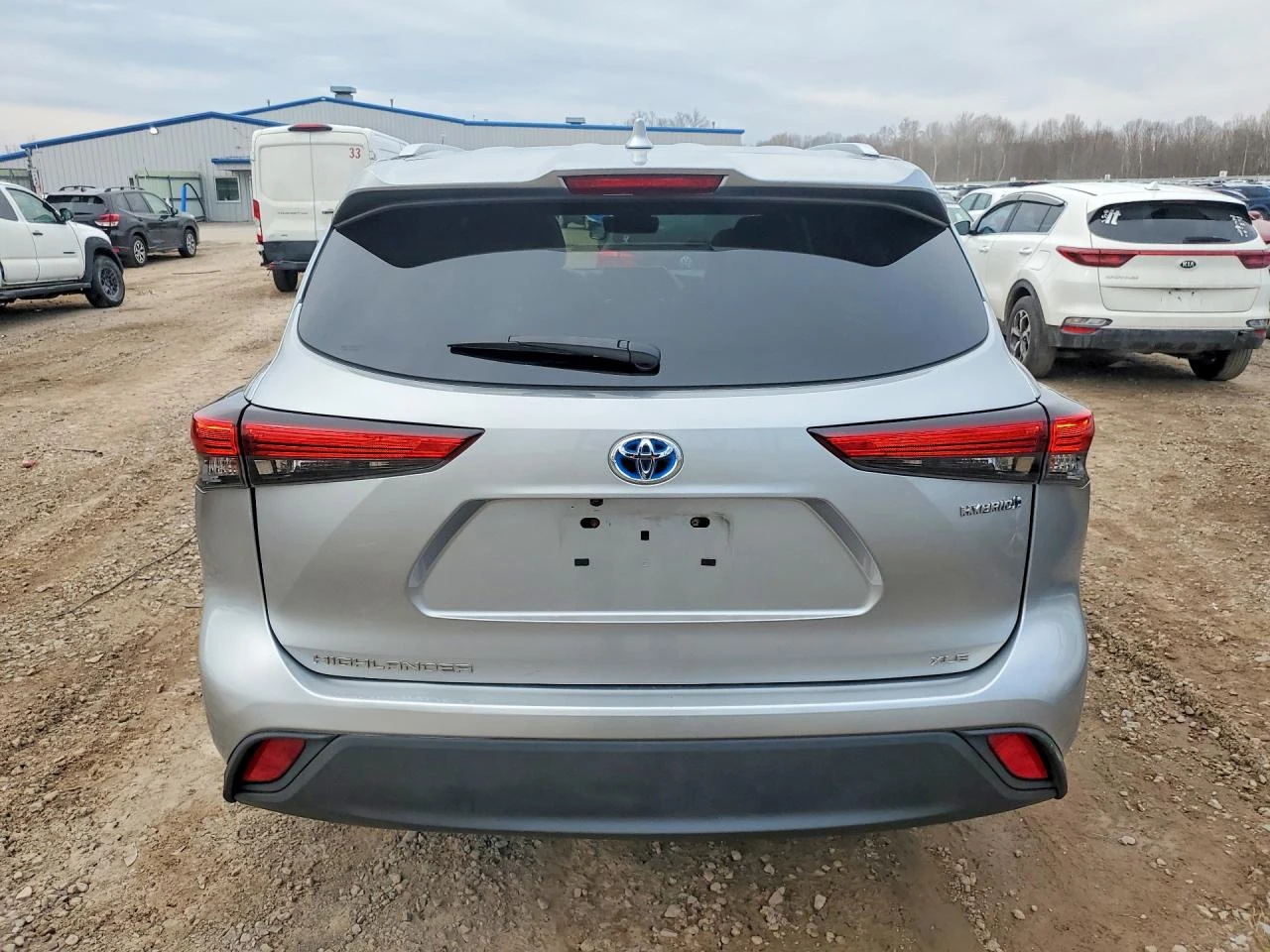 Toyota Highlander HYBRID XLE, снимка 6 - Автомобили и джипове - 54189833
