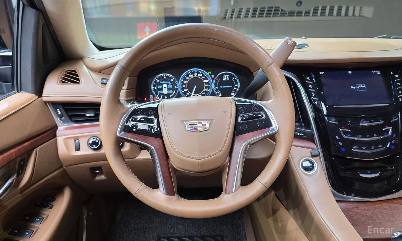 Cadillac Escalade 6.2* V8* ПОДГРЕВ* ОБДУХВАНЕ* МАСАЖ* КЕЙЛЕС* КАМЕРА, снимка 8 - Автомобили и джипове - 54572145