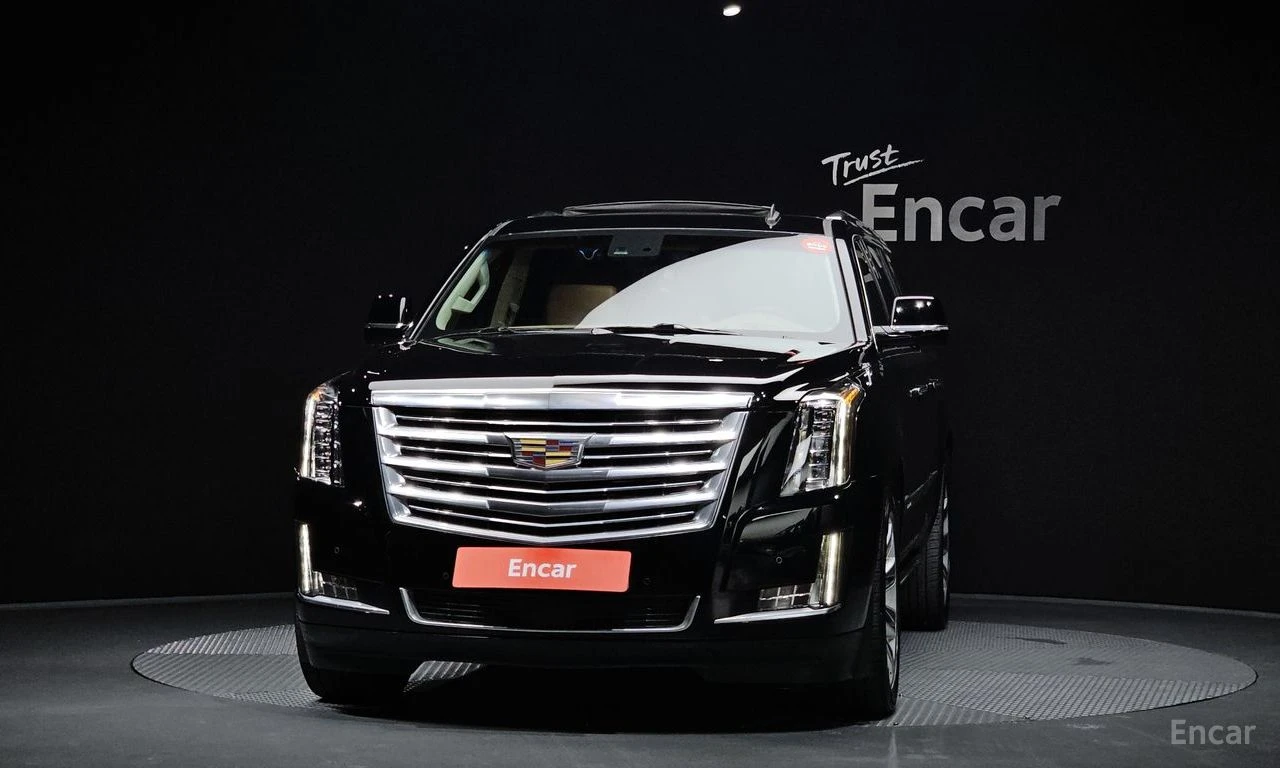 Cadillac Escalade 6.2* V8* ПОДГРЕВ* ОБДУХВАНЕ* МАСАЖ* КЕЙЛЕС* КАМЕРА, снимка 3 - Автомобили и джипове - 54572145