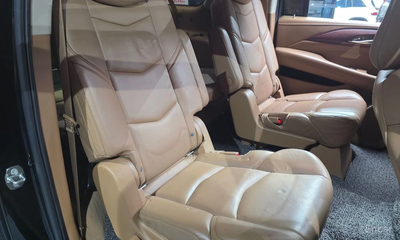 Cadillac Escalade 6.2* V8* ПОДГРЕВ* ОБДУХВАНЕ* МАСАЖ* КЕЙЛЕС* КАМЕРА, снимка 14 - Автомобили и джипове - 54572145