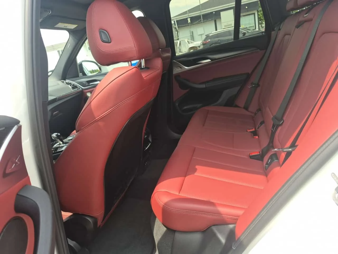 BMW X3  30I DIGITAL | M-PACK | RED INT | ЦЕНА ДО БЪЛГАРИЯ, снимка 12 - Автомобили и джипове - 55093314