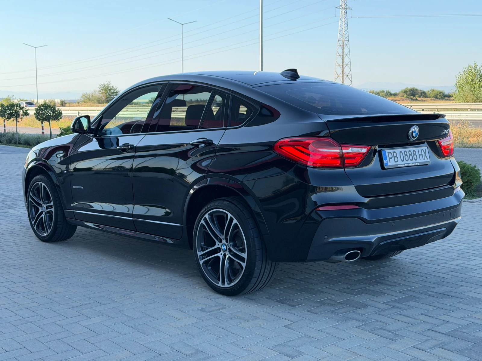 BMW X4 M PACK/XDrive/Navi, снимка 7 - Автомобили и джипове - 55482635