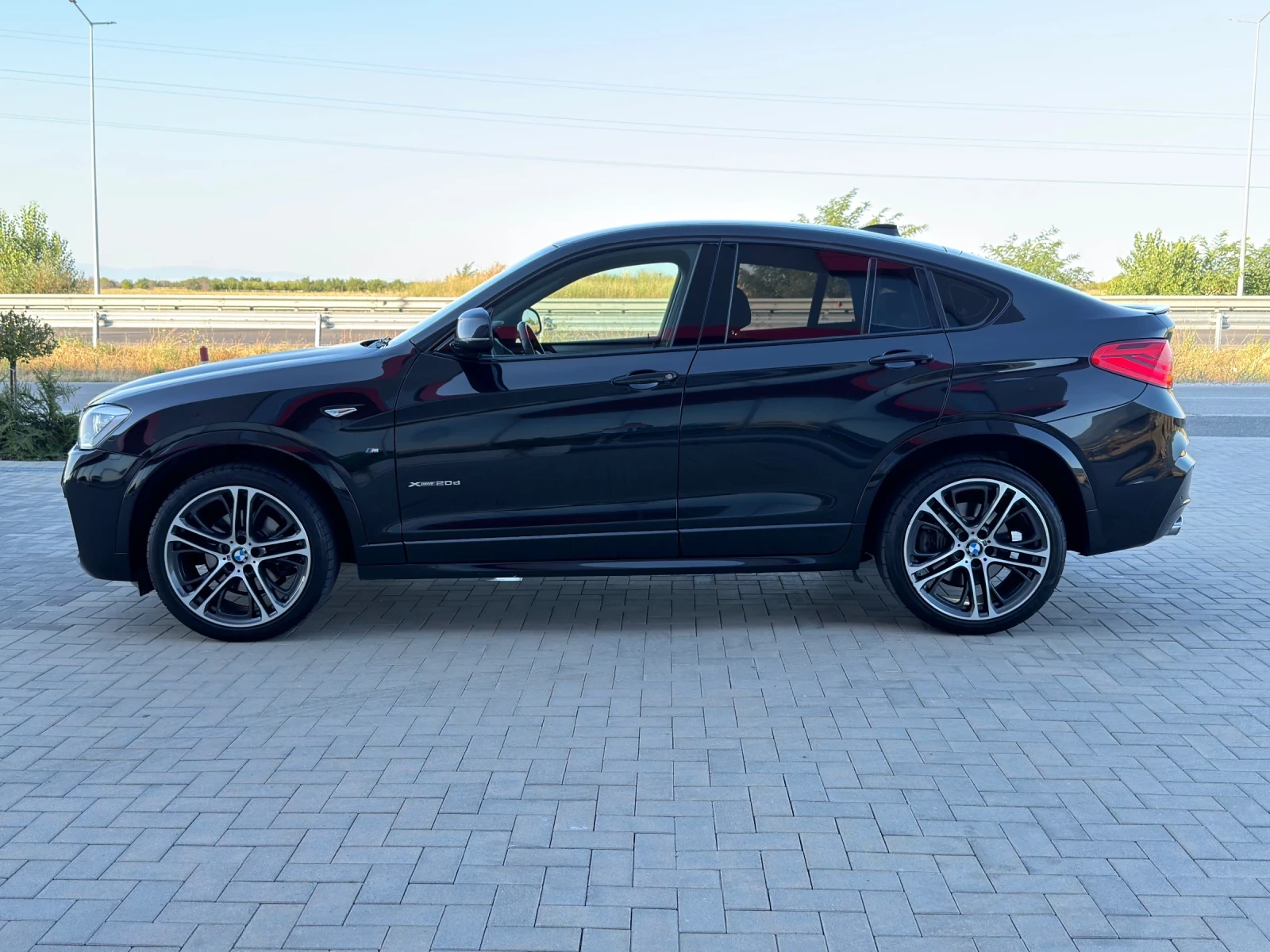 BMW X4 M PACK/XDrive/Navi, снимка 8 - Автомобили и джипове - 55482635