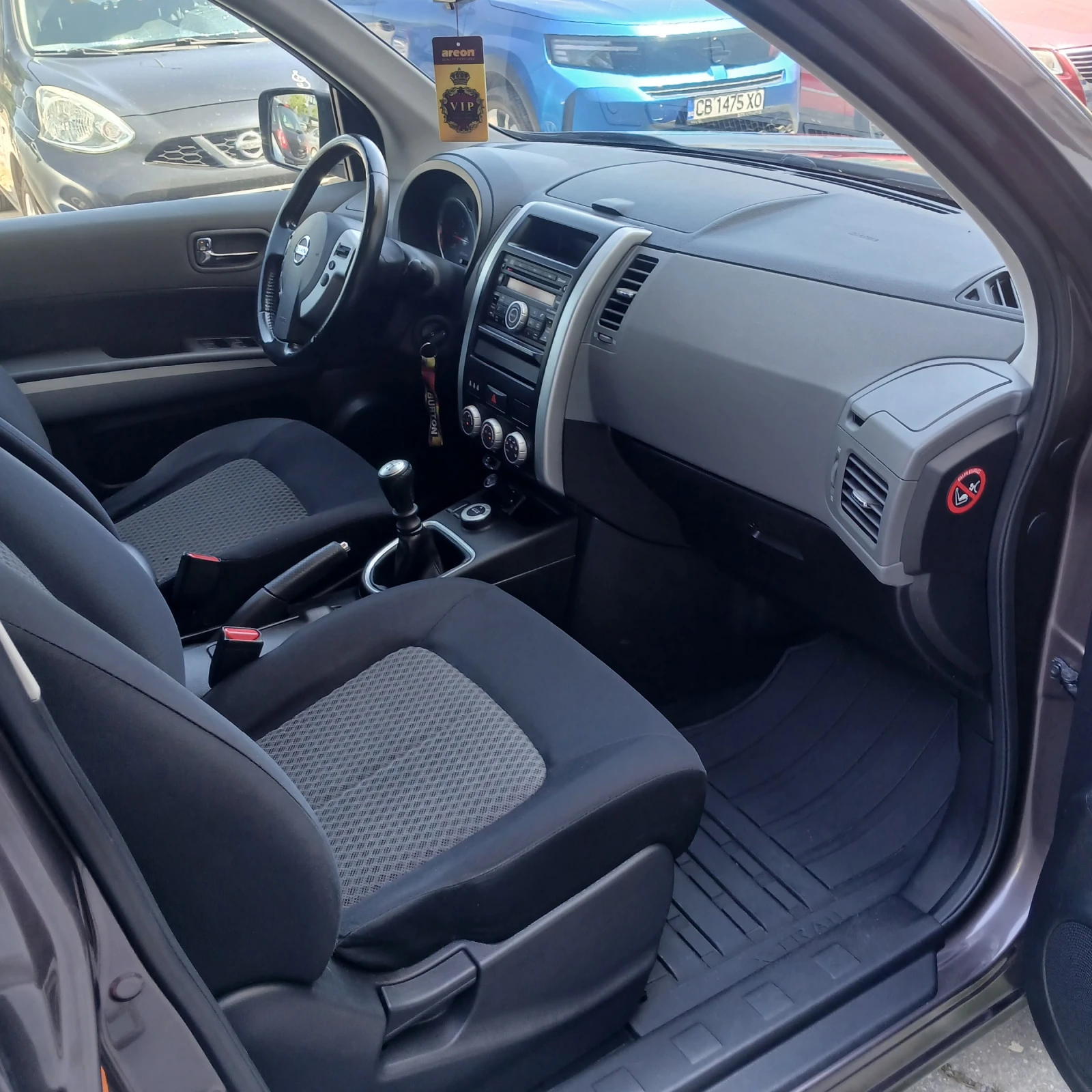 Nissan X-trail 6 СКОРОСТИ 4х4 , снимка 12 - Автомобили и джипове - 55661196