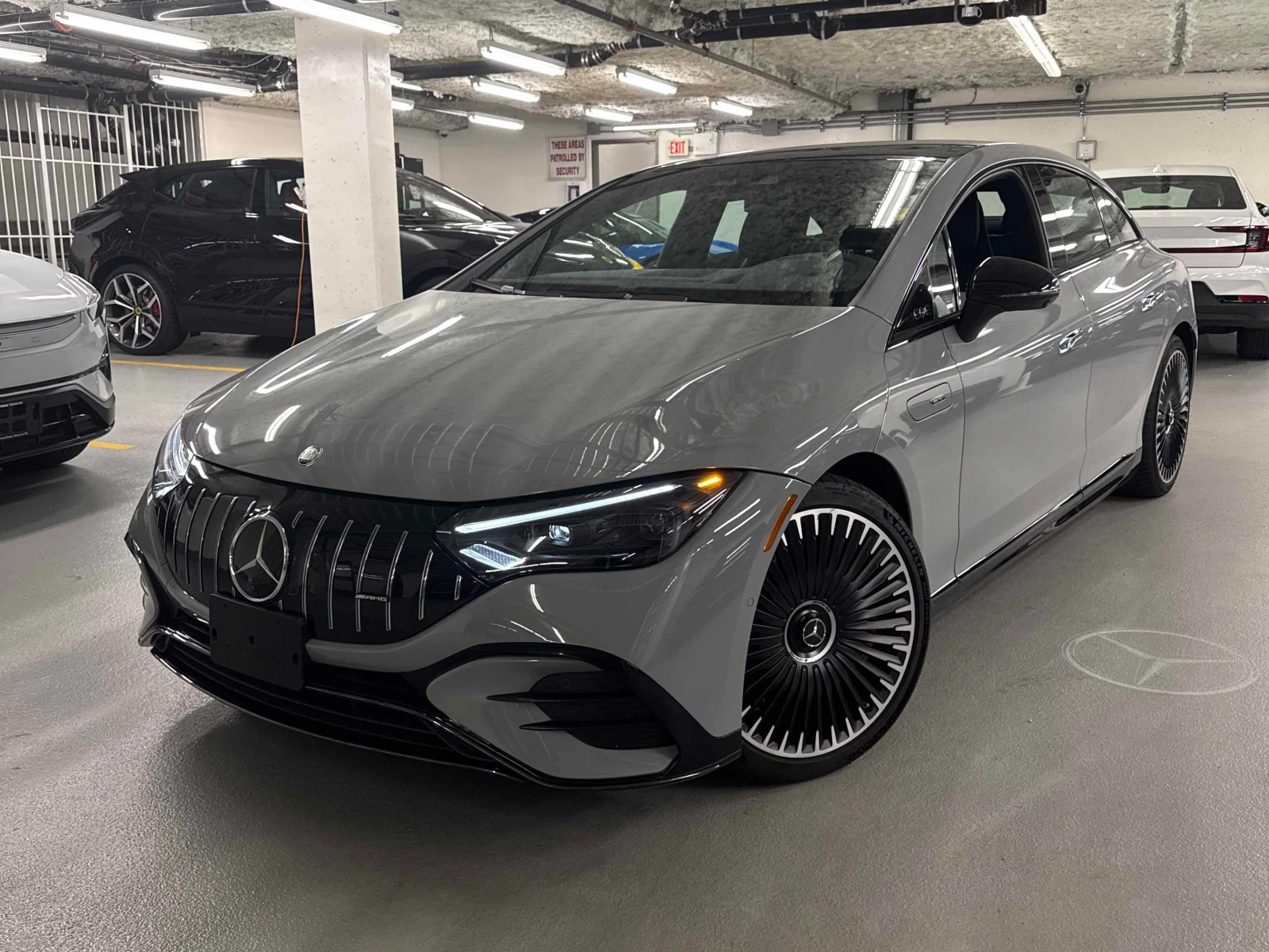 Mercedes-Benz EQE 53 AMG | CARFAX | БЕЗ ЗАБЕЛЕЖКИ
