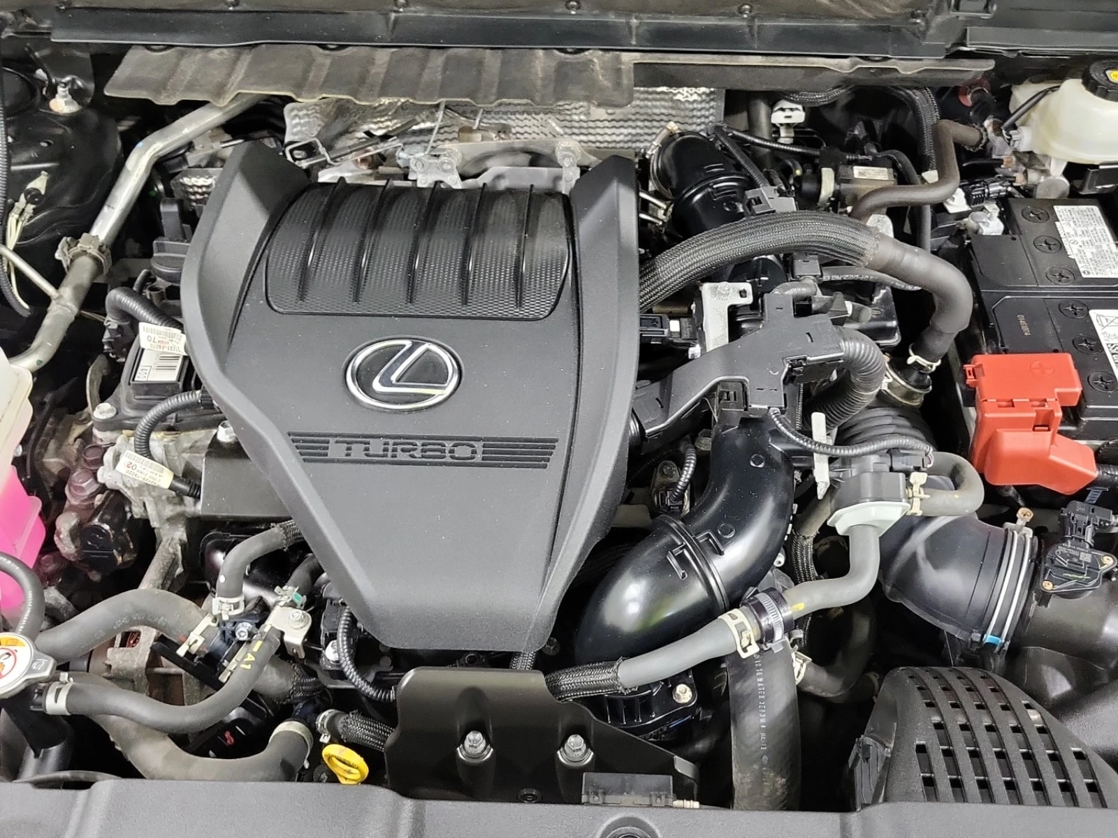 Lexus NX  350 2.4L F-SPORT / CARFAX / ОБДУХВАНЕ / АВТОКРЕДИ, снимка 15 - Автомобили и джипове - 56002041