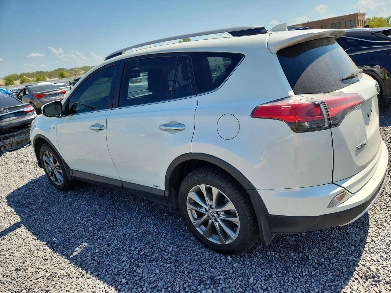 Toyota Rav4, снимка 2 - Автомобили и джипове - 56690000