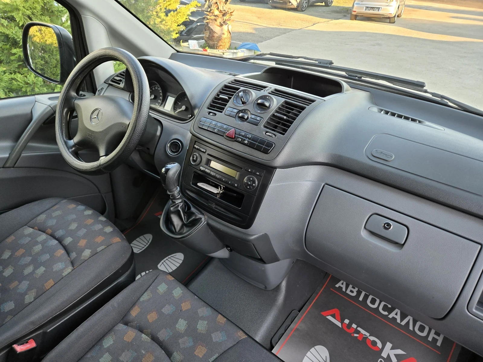 Mercedes-Benz Vito 2.2CDI-116кс= 6ск= ТОВАРЕН= КЛИМАТРОНИК, снимка 12 - Бусове и автобуси - 54115465