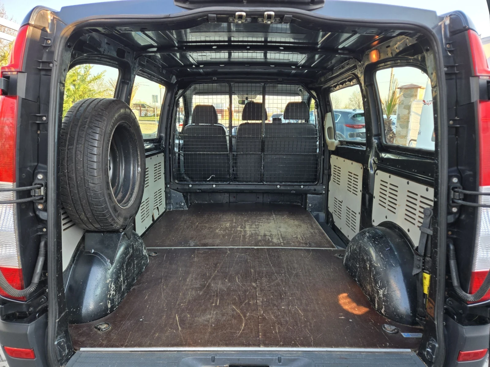 Mercedes-Benz Vito 2.2CDI-116кс= 6ск= ТОВАРЕН= КЛИМАТРОНИК, снимка 9 - Бусове и автобуси - 54115465