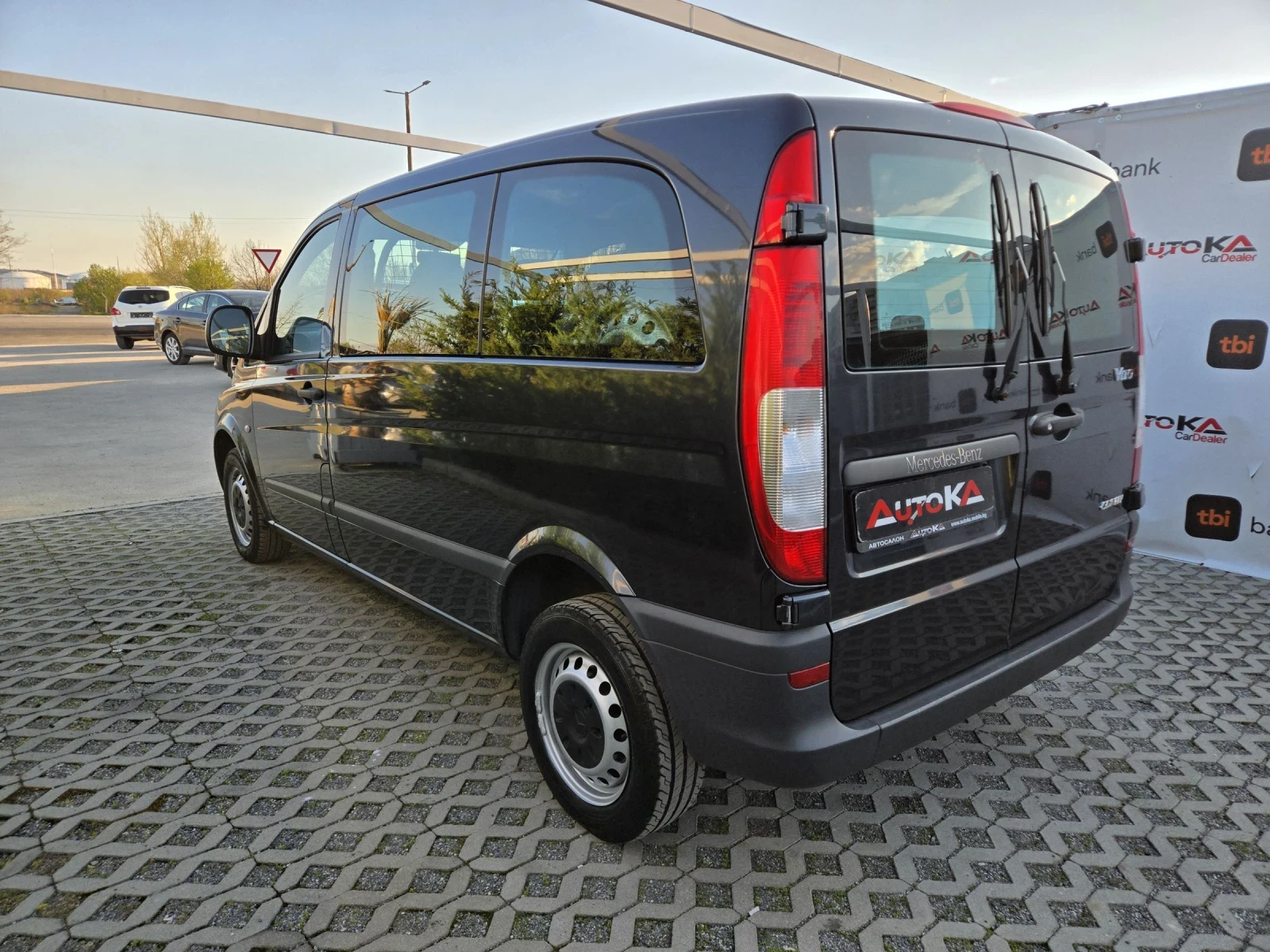 Mercedes-Benz Vito 2.2CDI-116кс= 6ск= ТОВАРЕН= КЛИМАТРОНИК, снимка 5 - Бусове и автобуси - 54115465