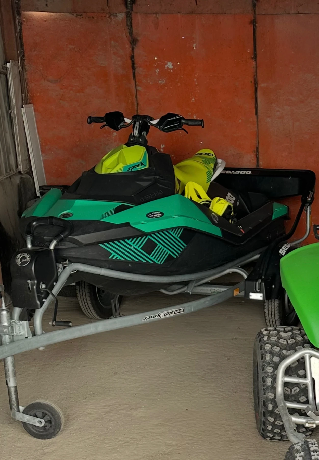 Джет Bombardier Sea Doo Spark Trixx - изображение 2