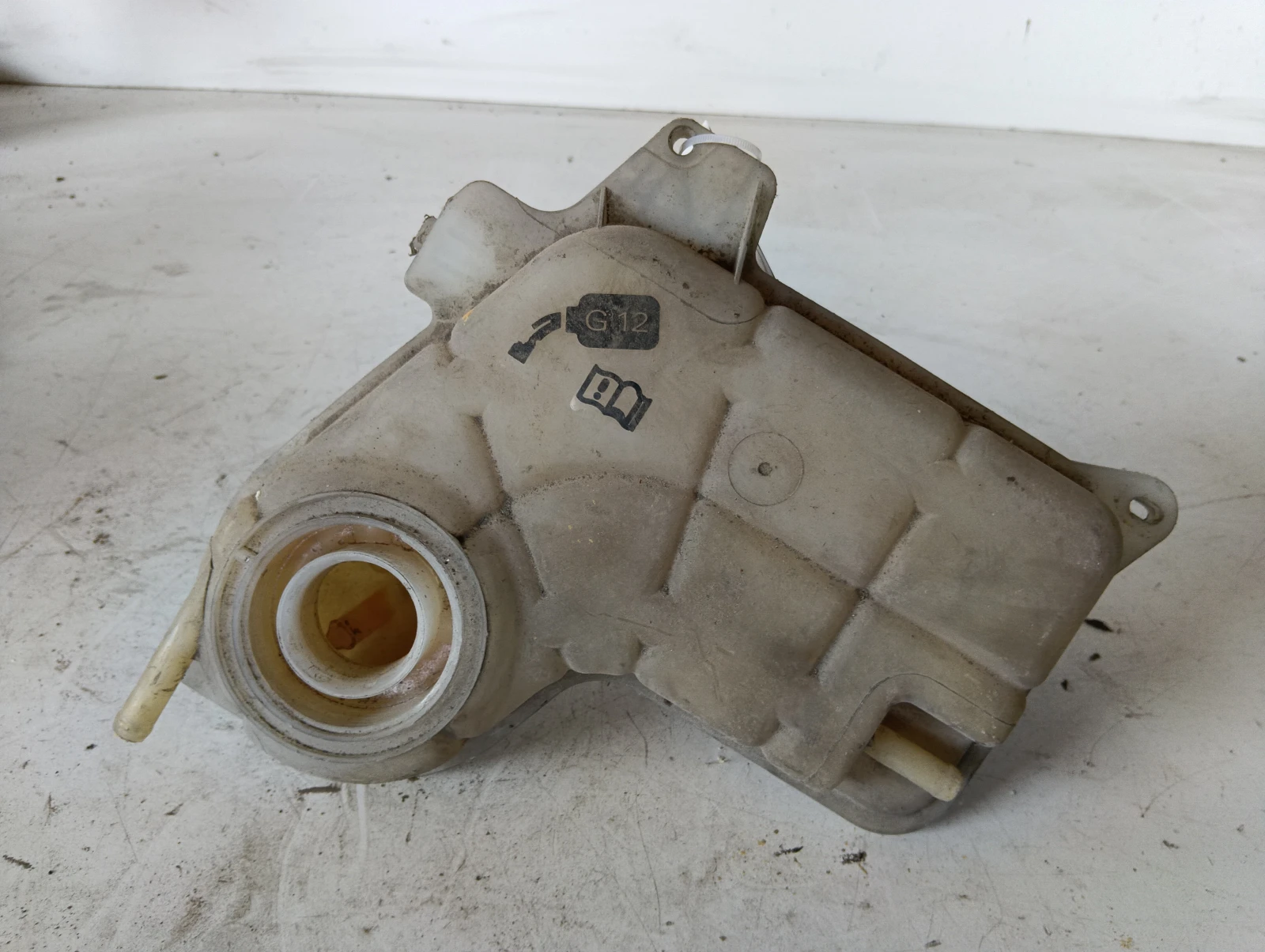 казанче антифриз 8E0121403C 2.5TDI Audi A4