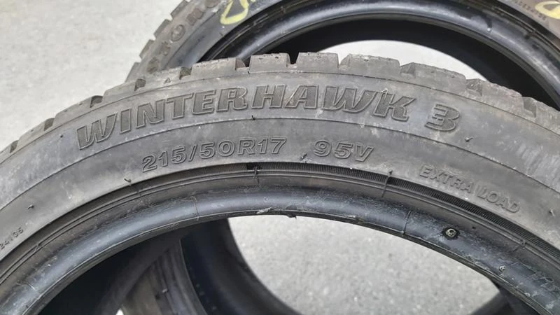 Гуми Зимни 215/50R17, снимка 7 - Гуми и джанти - 29273605