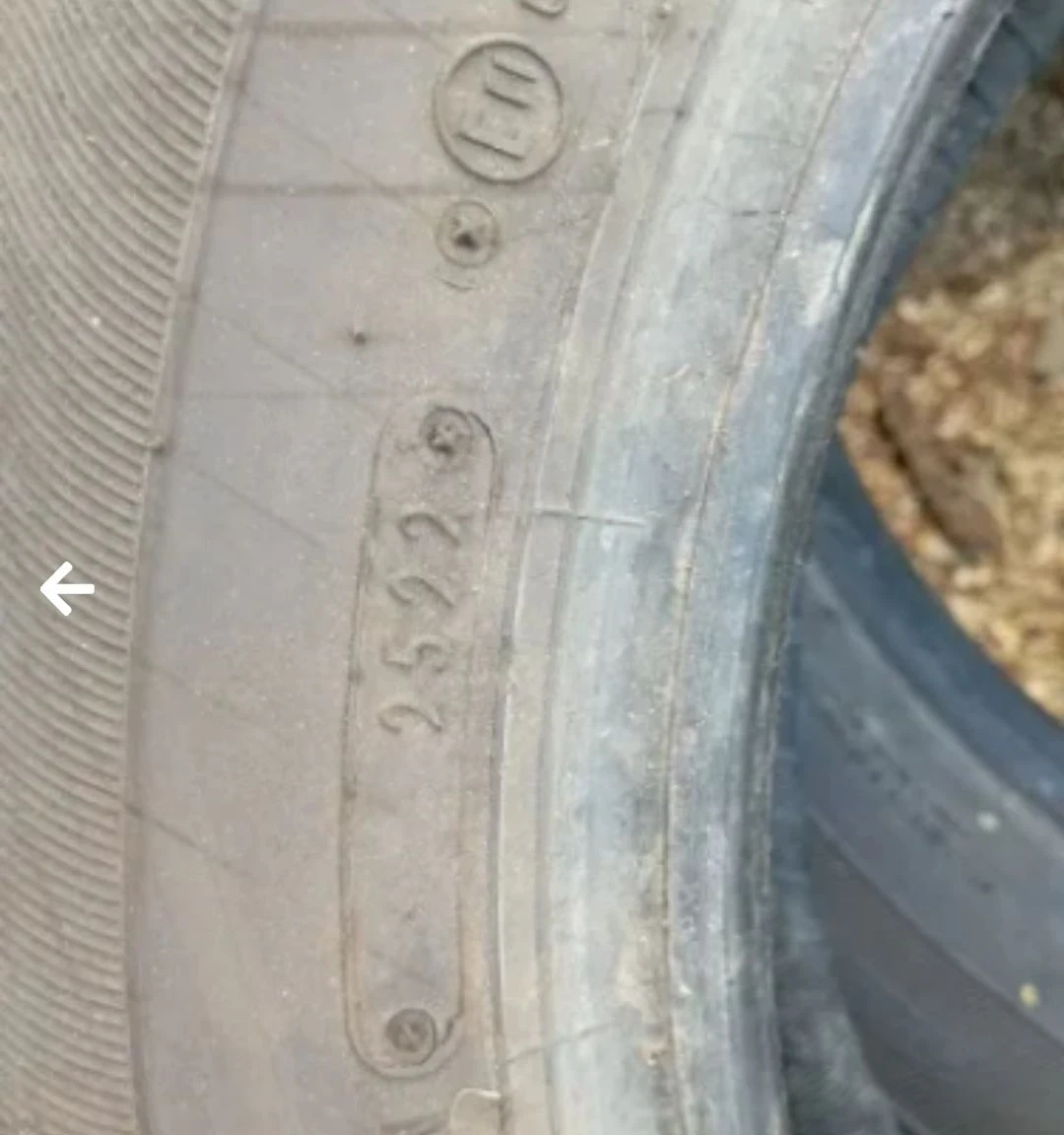 Гуми Зимни 195/65R15, снимка 2 - Гуми и джанти - 56313886