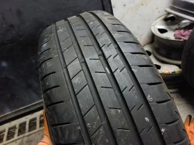 Гуми Летни 225/60R18, снимка 1 - Гуми и джанти - 39146440