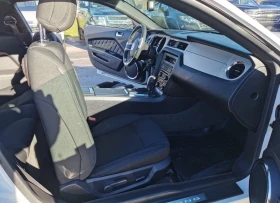 Ford Mustang V6 * * CARFAX * * АВТО КРЕДИТ * * , снимка 9