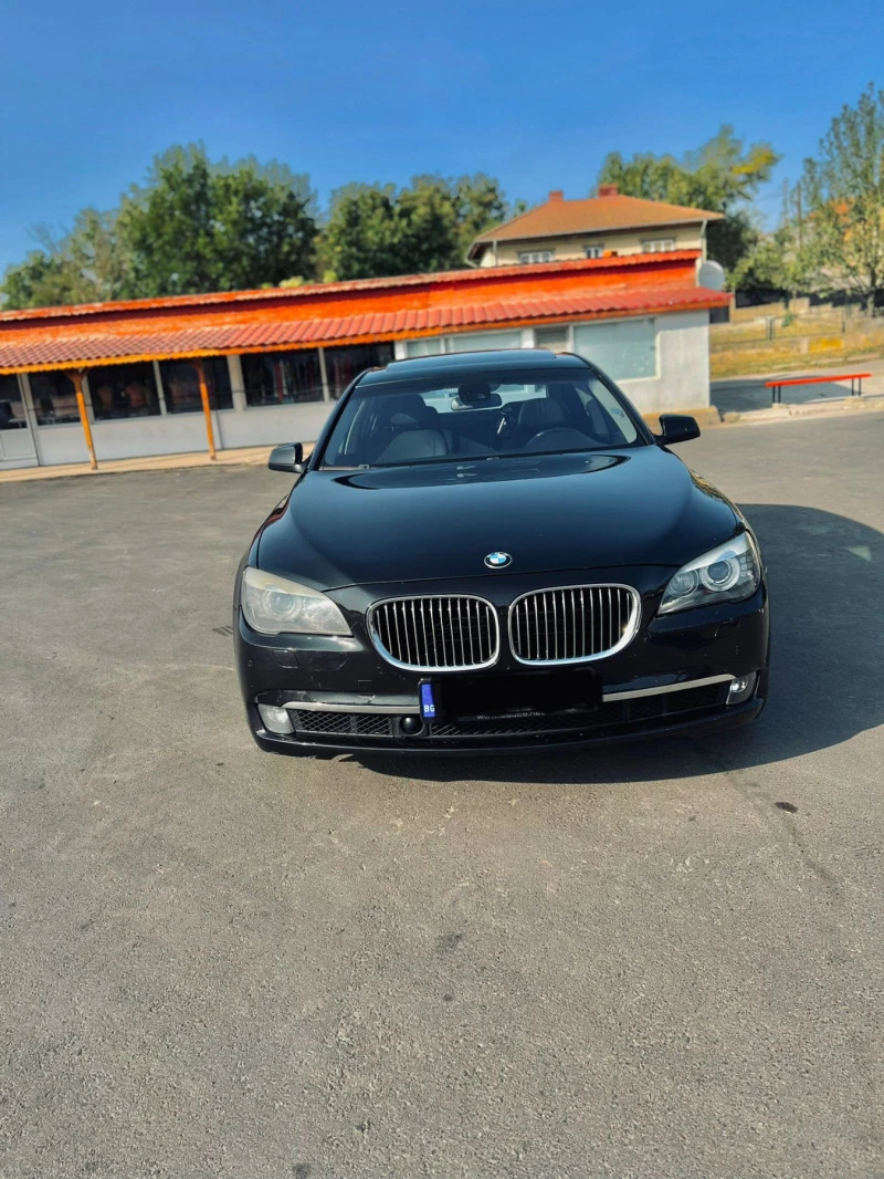 BMW 750, снимка 1 - Автомобили и джипове - 47227364