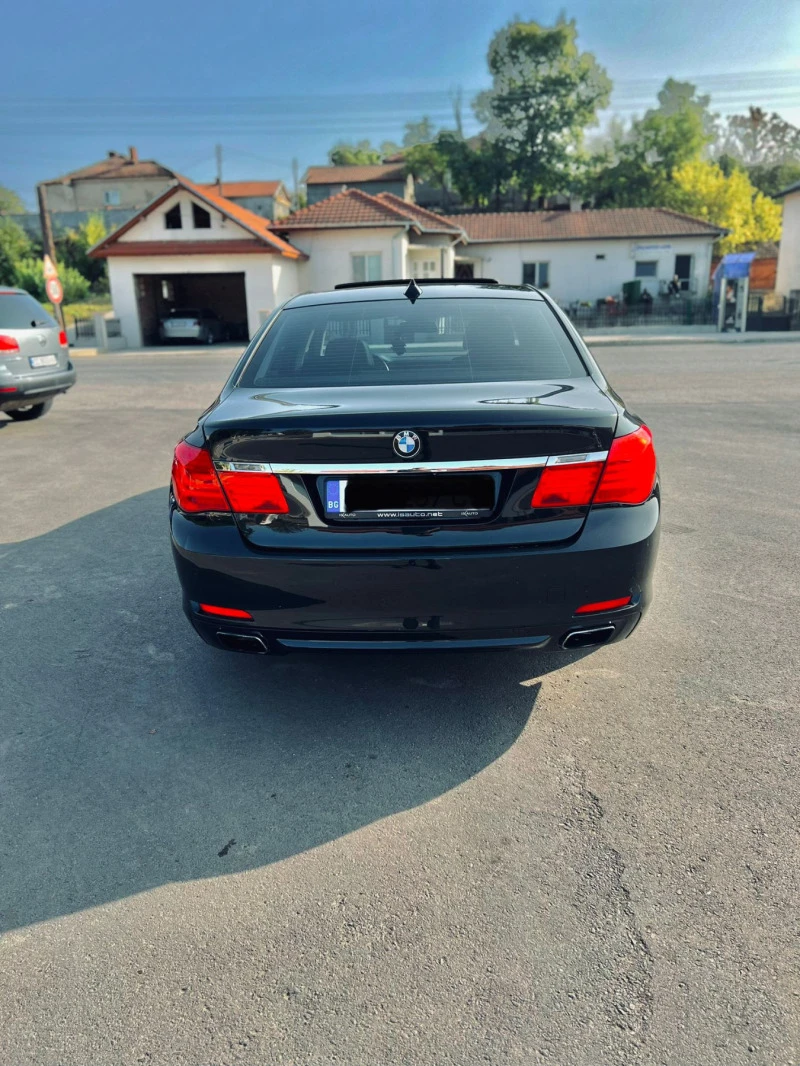 BMW 750, снимка 2 - Автомобили и джипове - 47227364