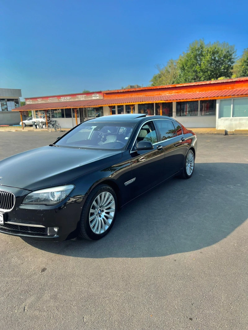 BMW 750, снимка 9 - Автомобили и джипове - 47227364